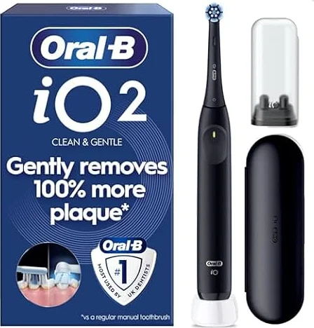 Oral-B iO2 Electric Toothbrush for Adults, Night Black, with Travel Case | Long-Lasting Battery for Travel, Includes Travel Case and Refill Holder, Easy Switch to Electric Brushing, UK Two Pin Plug